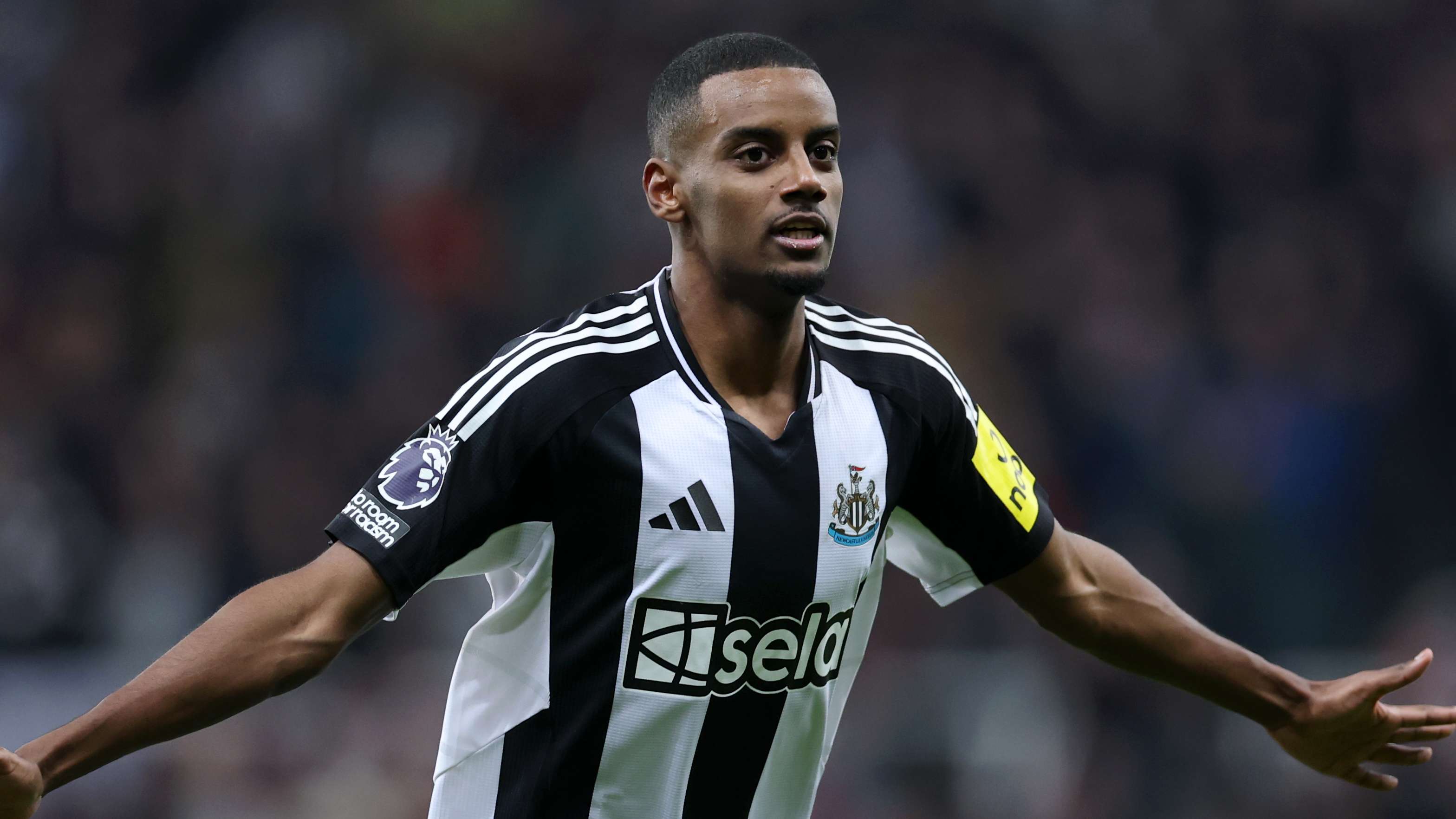 美記：拉文近期的表現使得聯盟對他的評價發生了轉變 他的關註度與日俱增.